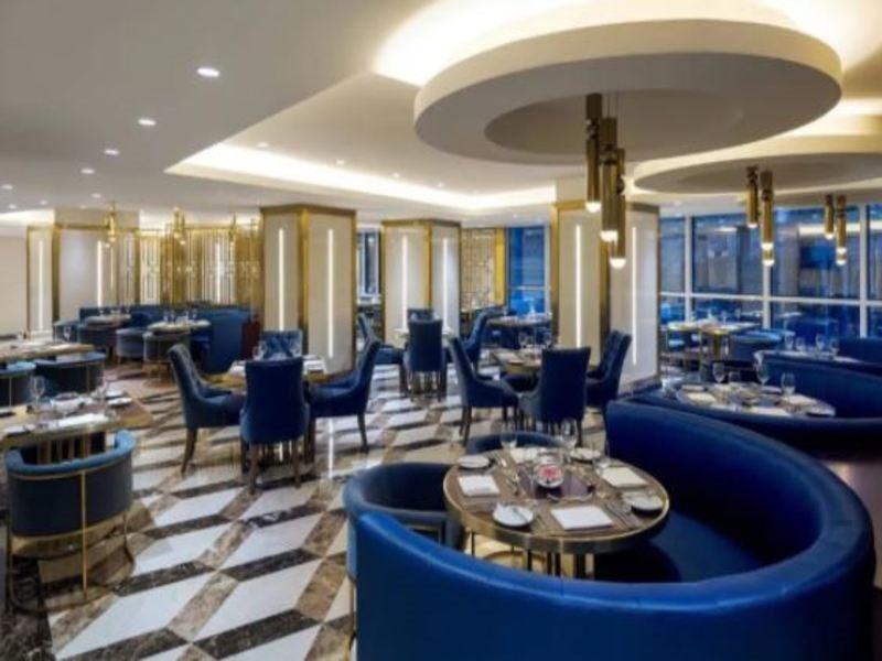 Sheraton Makkah Jabal Al Kaaba Hotel Mekka Exteriér fotografie The interior of the restaurant